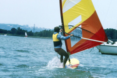 02-.-Aout-1983-le-Grand-Large-Meyzieu-planche-a-voile-Base-AS